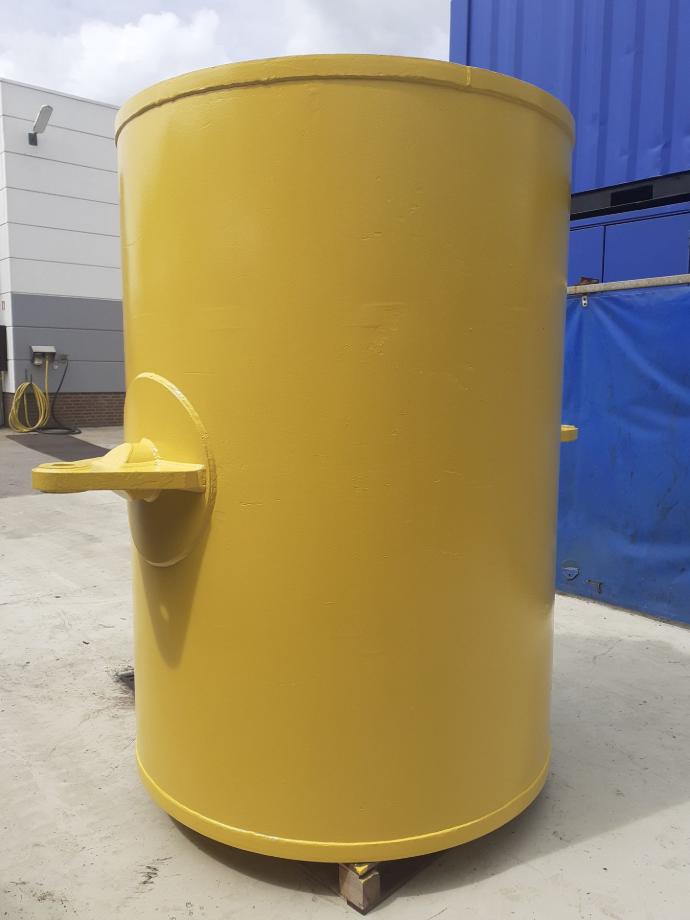 Steel pennant buoy 1540 x 2150 type pad eyes / cruciform
