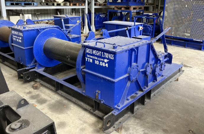 11 ton Thole electric mooring winch