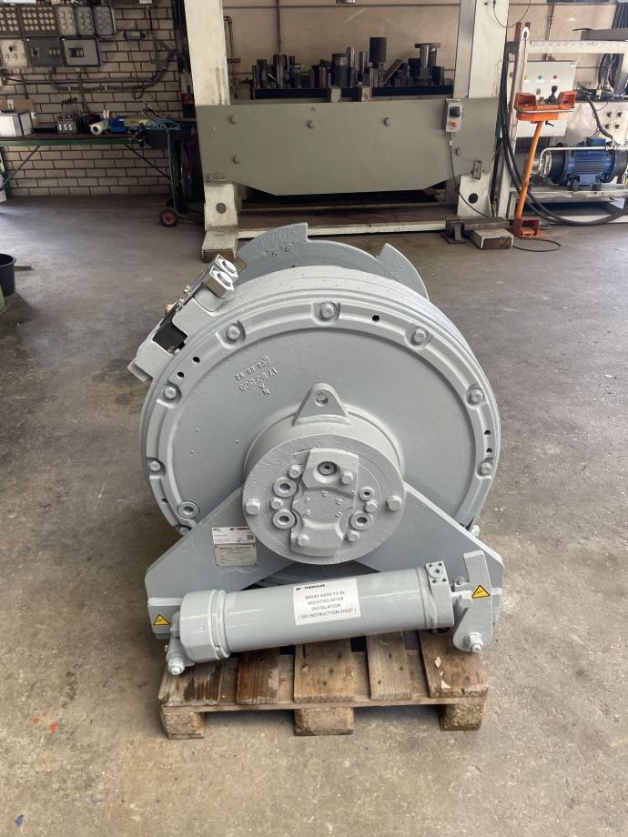 20 ton Hydraulic Hagglunds winch