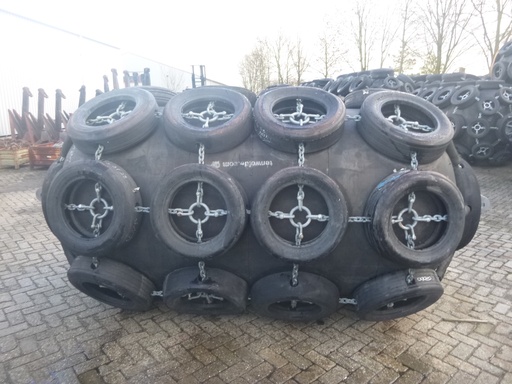 [11637] Pneumatic Rubber fender 1500 x 3000