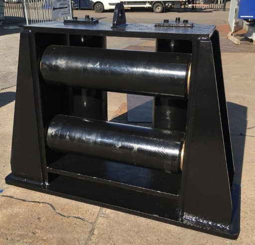 [19273] 4-Roller Fairlead on baseplate